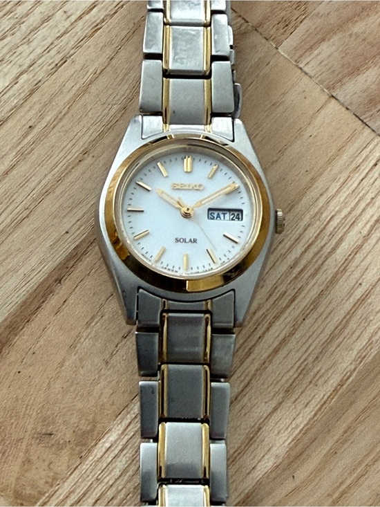 Seiko Solar Ladies Watch White Dial Two-Tone Bracelet Case Day Date Window main image 11